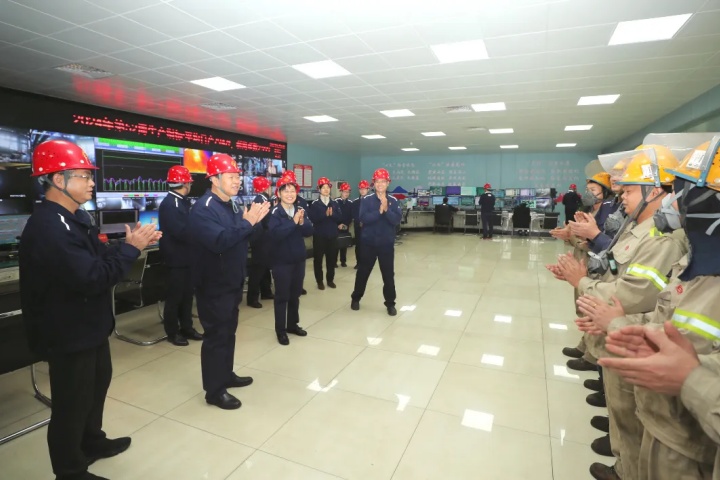 1875064866029477889.jpg 1875064866029477889.jpg